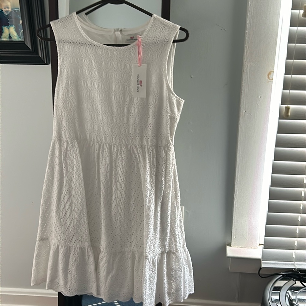 NWT White Eyelet Vineyard Vines Dress Size 6